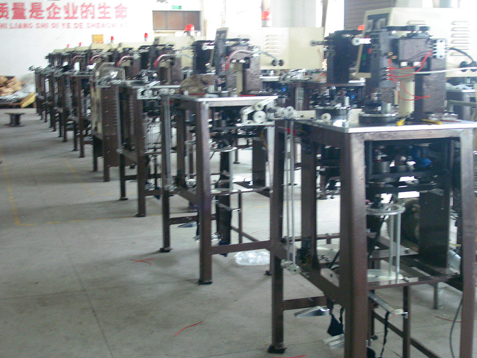 博雪电机调速器福建拉链企业项目落地现场